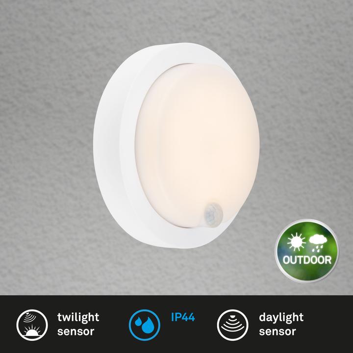 Actual product image Briloner Rechargeable LED outdoor wall light,sensor,white,LED/4W (700 lm, IP44)