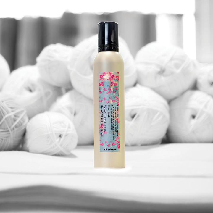 Image du produit Davines Mousse hydratante pour les boucles (250 ml, Mousse bouclante)