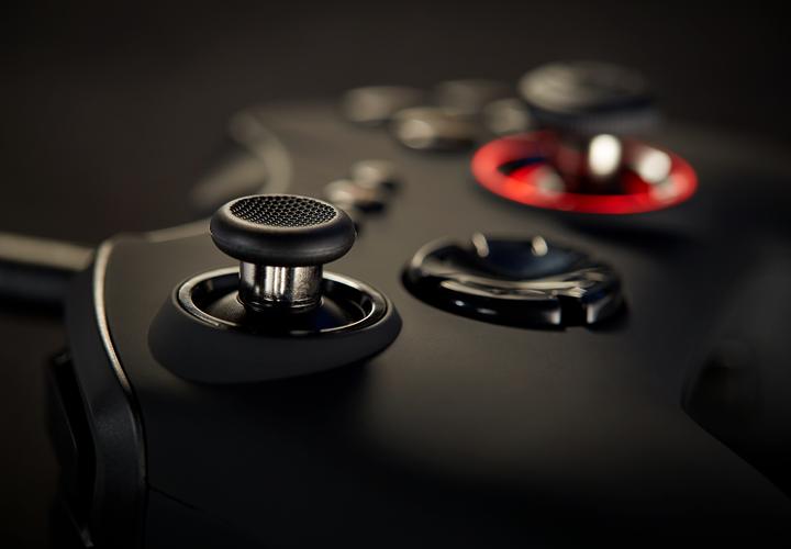 Immagine prodotto Game Nacon GC-400ES Pro Gaming Controller (PC)