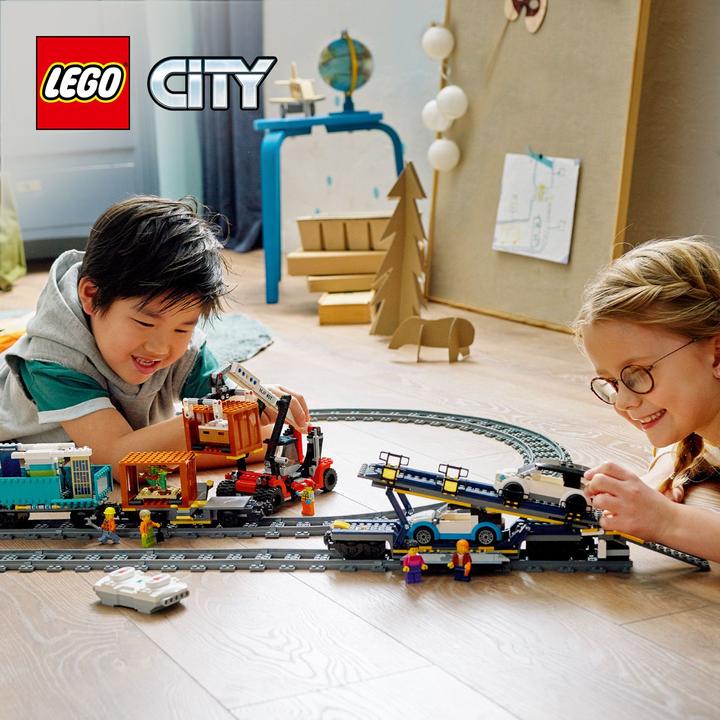 Produktbild LEGO Güterzug (60336, LEGO City)