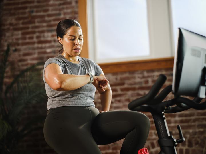 Produktbild Amazfit Bip 6 (46.30 mm)