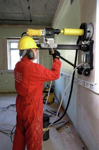 Image du produit DeWalt Couronne diamantée pour carottage à eau 91x400mm 1 1/4pouce (91 mm, 400 millimètres)