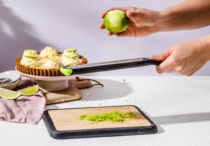 Actual product image DreamFarm Zester grater Ozest