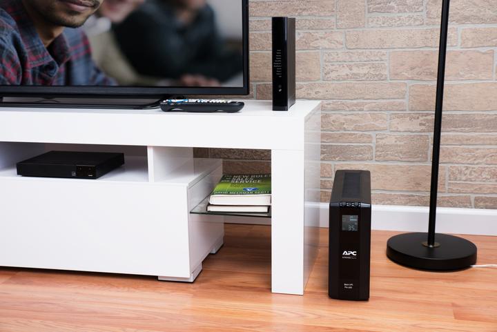 Actual product image APC Back-UPS Pro (650 VA, 390 W, Line-interactive UPS)