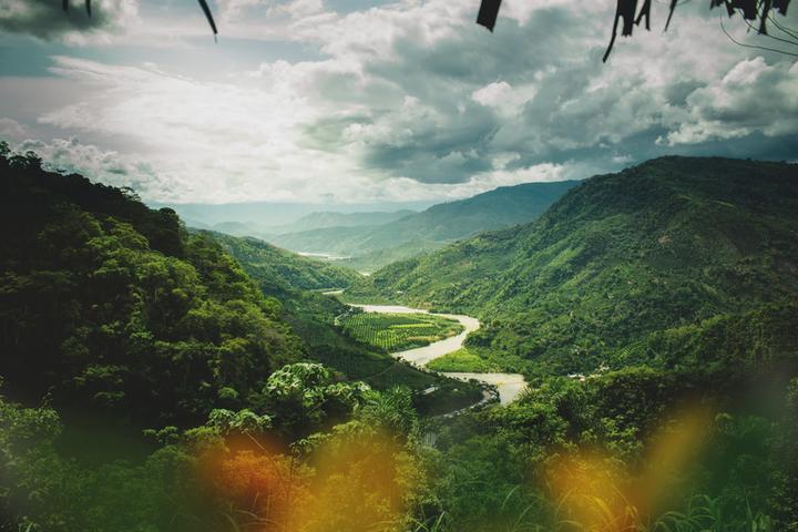 Immagine prodotto Tropical Mountains Passionato (100 x Porta.)