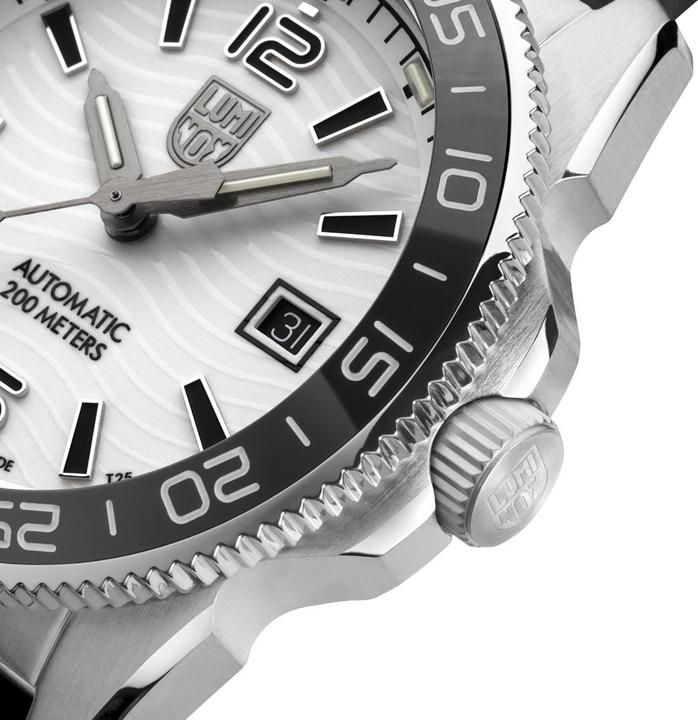 Actual product image Luminox XS.3101.H Pacific Diver (Diving watch)
