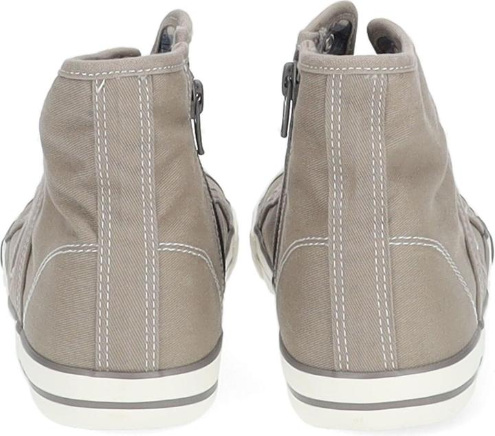 Actual product image Mustang Sneaker (41)