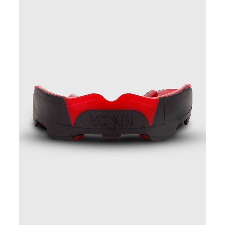 Actual product image Venum Predator Mouthguard-Black/Red (One size)