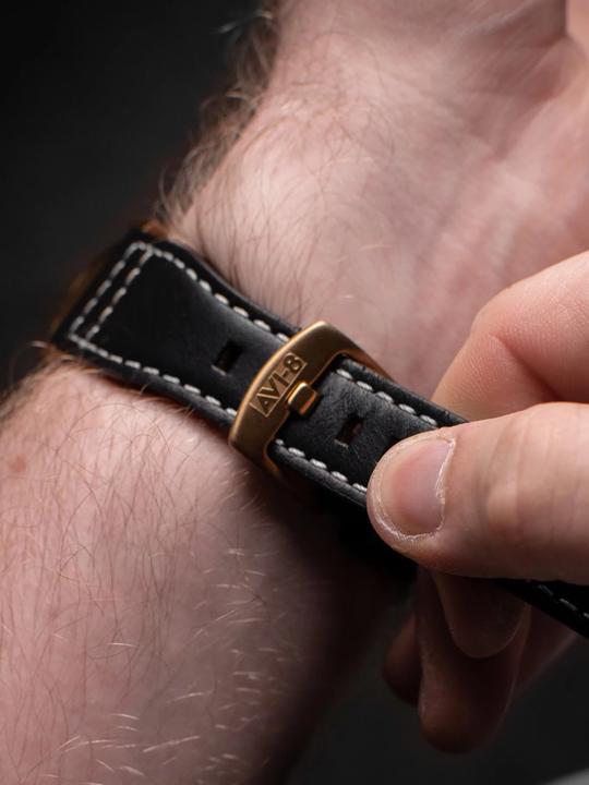 Produktbild AVI-8 AV-4089-07 (Chronograph)