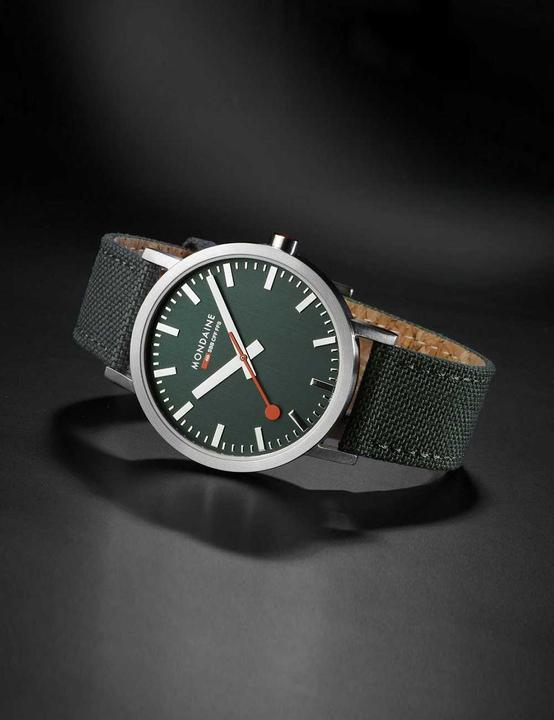Image du produit Mondaine Classique 40 (Montre analogique, 40 mm)