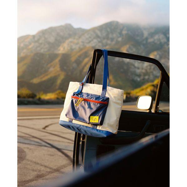 Image du produit Long Weekend Beacon Tote Crème Multicolore (18 l)