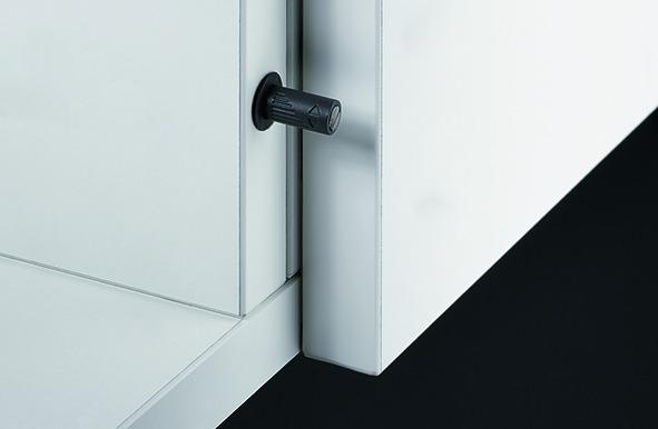 Actual product image Hettich Push-to-open magnet for drilling in