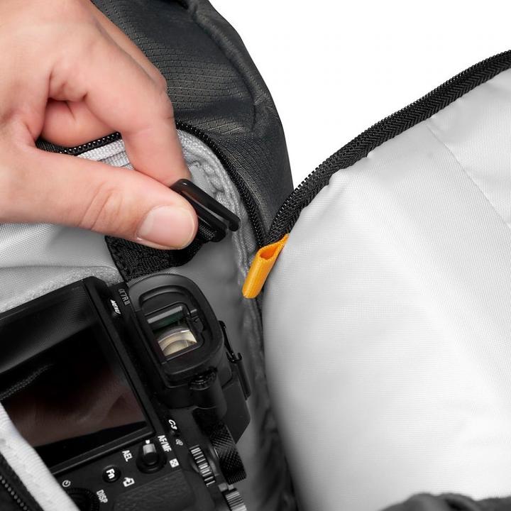 Actual product image Lowepro Fastpack BP 250 AW III (Photo backpack, 20.50 l)