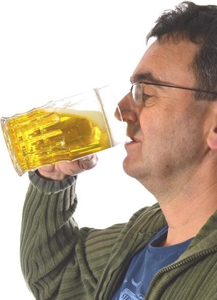 Actual product image Kögler Immervoll Krügle, beer mug with filling, printed box, 13.5x8.5x15.6cm (0.35 l)