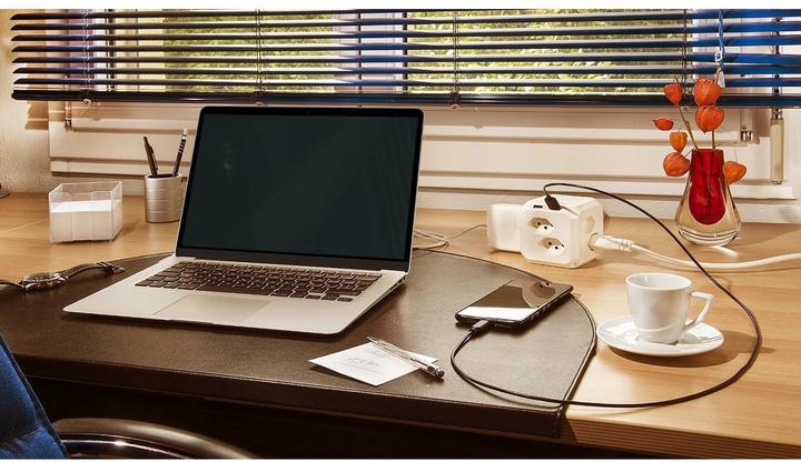 Immagine prodotto Steffen Cubo (8 x, USB-A, Tipo 13, 1.50 m)