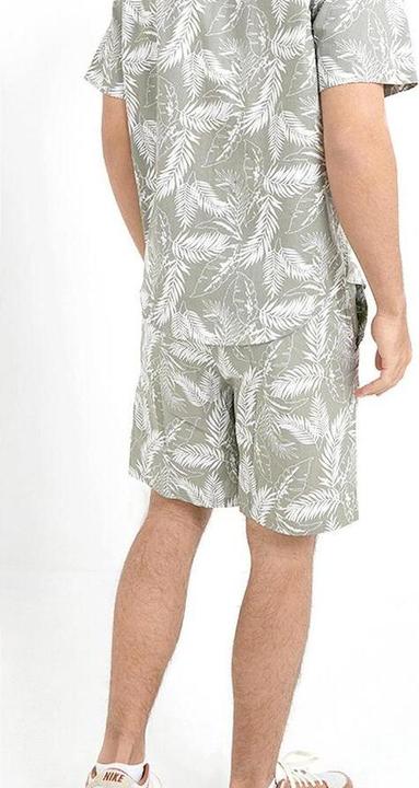 Actual product image Sixth June short tropical (M)