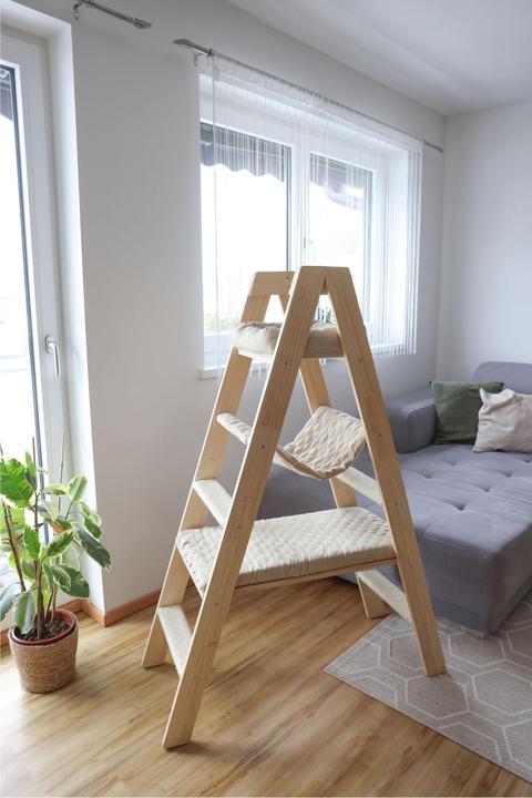 Produktbild Kerbl Kratzbaum Ladder für Katzen (134 cm, Beige)