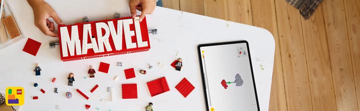 Produktbild LEGO Logo & Minifiguren (76313, LEGO Marvel)