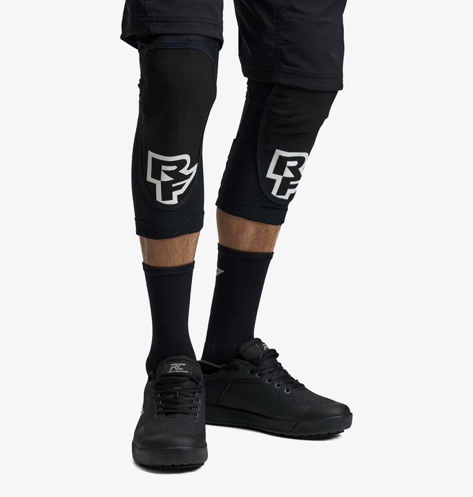 Actual product image Race Face Covert Knee (M, Knee pad, Pair)