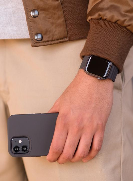 Immagine prodotto Cyberport Cinghia di trazione magnetica in silicone 42/44 mm (44 mm, 42 mm, Silicone, Apple Watch)