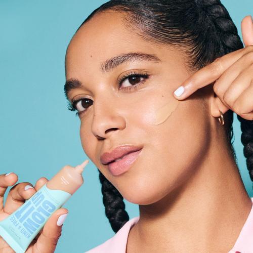 Actual product image Rimmel London Kind & Free Blur It Out Mattifying Skin Tint