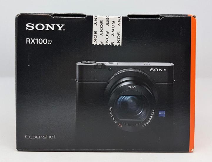 Produktbild Sony Cyber-shot DSC RX100 IV (24 - 70 mm, 20.10 Mpx, 1")