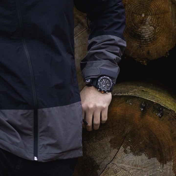 Image du produit Luminox Bear Grylls Survival (Montre analogique, Chronographe, Swiss Made, 45 mm)