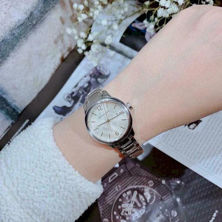 Produktbild Burberry The Classic (Swiss Made, 32 mm)