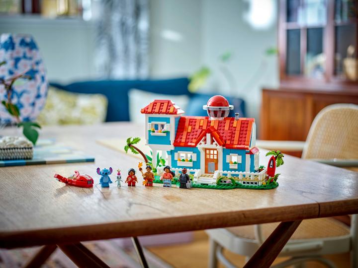Image du produit LEGO La maison de plage de Lilo et Stitch (43268, LEGO Disney)