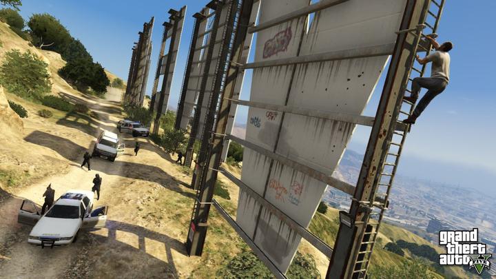 Actual product image Rockstar GTA 5 - Premium Edition (PS4, FR)