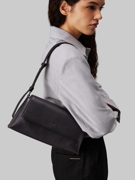 Produktbild Calvin Klein Schultertasche CK Daily 2139 PF24