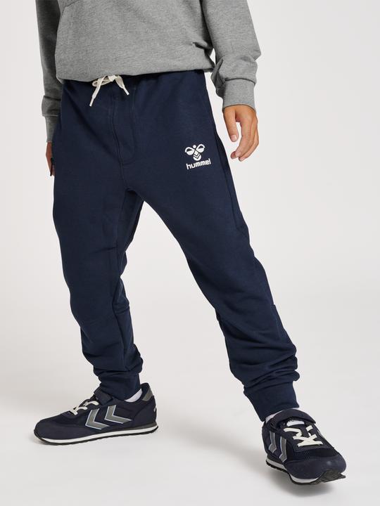 Actual product image hummel On Pants (134)