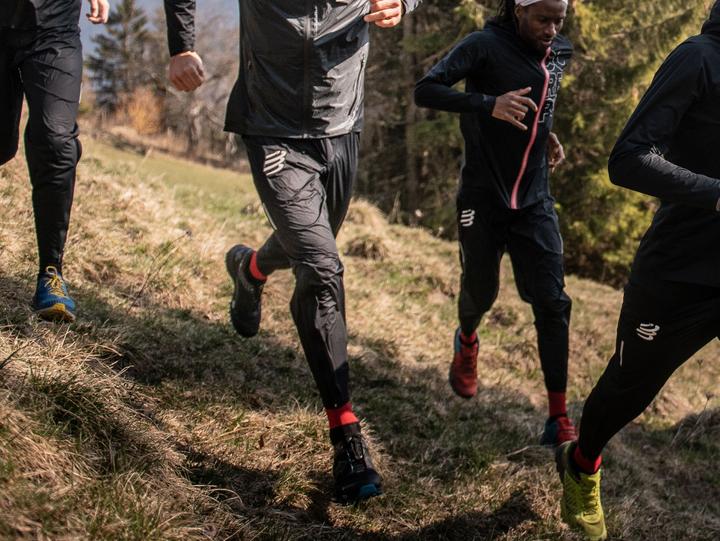 Immagine prodotto Compressport Hurricane pantaloni da corsa uomo (L)