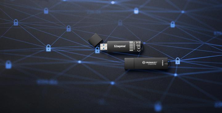 Actual product image Kingston IronKey D300 128 GB Encrypted U (128 GB, USB-A, USB 3.1)