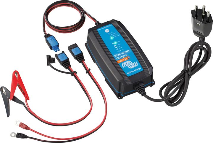 Victron Energy Blue Smart IP65 (12V, 5 A)