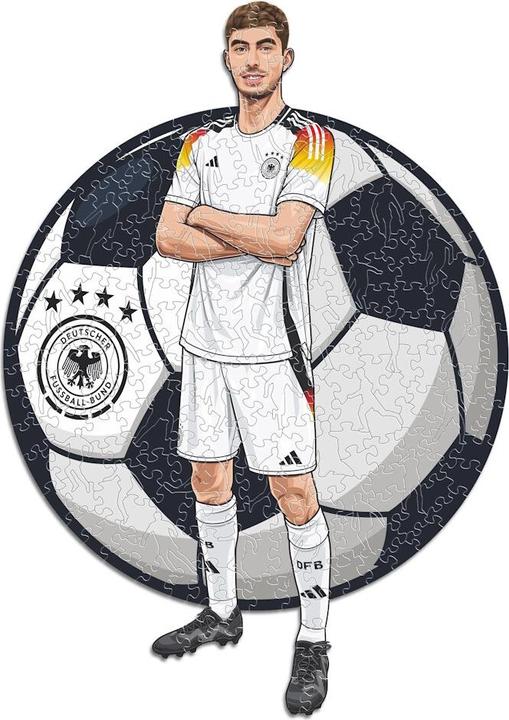 Actual product image Iconic Kai Haverz - German Nationl Team - Wooden Puzzle Size S (150 pieces) (150 pieces)