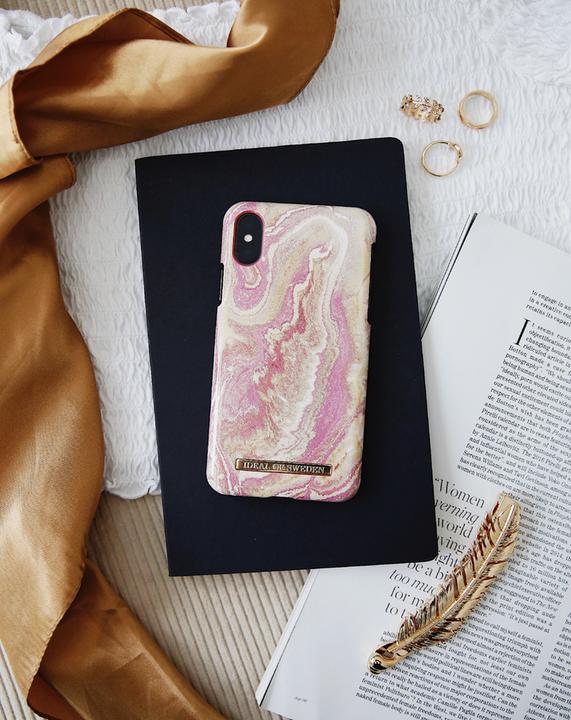 Produktbild iDeal Of Sweden Golden Blush Marble (Apple iPhone 11)