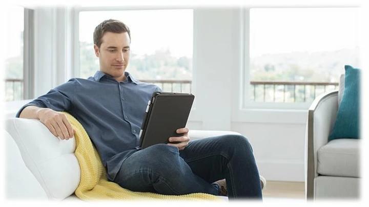 Actual product image Logitech slim folio (CH, iPad 2021 (9th Gen), iPad 2019 (7th gene), iPad 2020 (8. Gen))