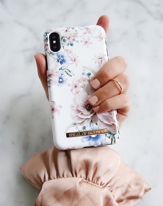 Actual product image iDeal Of Sweden floral romance (Apple iPhone 11)