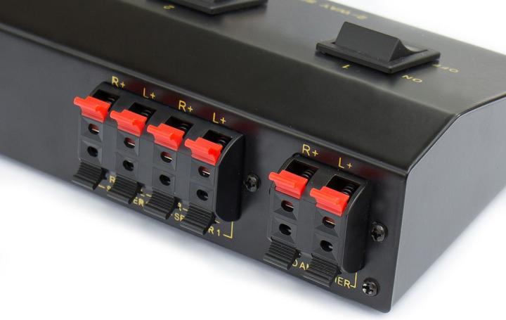 Produktbild Good Connections Lautsprecher Umschaltbox zum Anschluss von 2 Lautsprecherpaaren (Audio Switch)