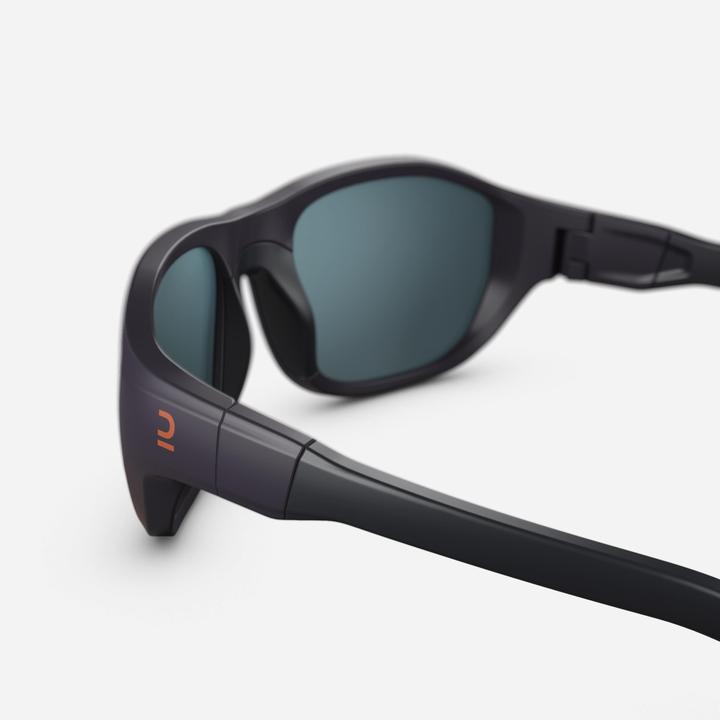 Produktbild Quechua Sonnenbrille Wandern MH T500 Kinder 6–10 Jahre Kategorie 4 dunkelblau/orange