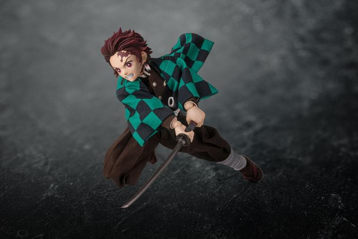 Produktbild Aniplex Demon Slayer: Kimetsu no Yaiba statuette 1/6 Tanjiro Kamado 20 cm