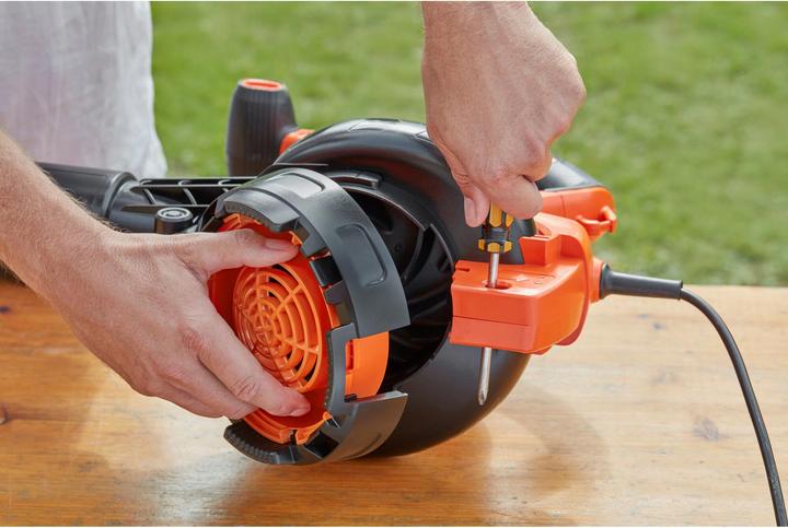 Immagine prodotto Black & Decker BEBLV300-QS (Corrente elettrica, Soffiafoglie, Aspirafoglie, Aspiratore e soffiatore)