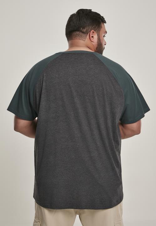 Actual product image Urban Classics Raglan Contrast Tee (5XL)