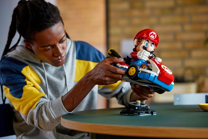 Immagine prodotto LEGO Mario & Standard-Kart (72037, LEGO Super Mario, Set LEGO rari)