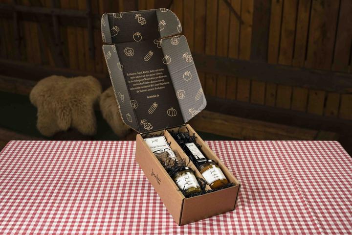 Actual product image Jucker Farm Seasonal box pumpkin