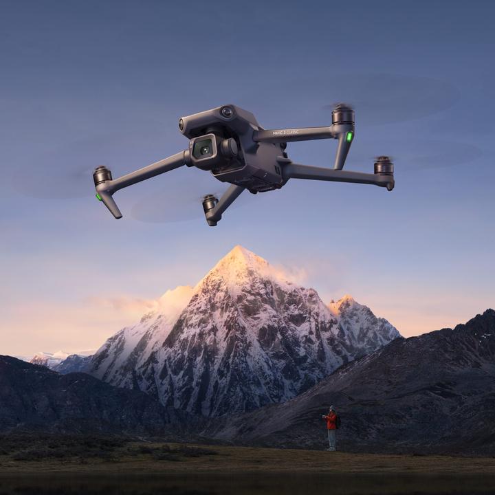 Image du produit DJI Mavic 3 Classic (46 min, 895 g, 20 Mpx)