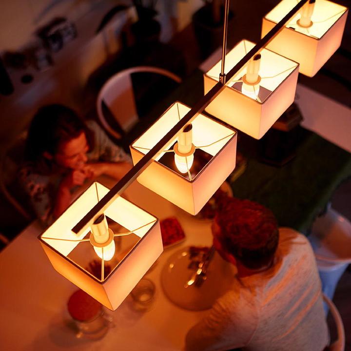 Produktbild Philips Hue White Ambiance BT (E14, 5.20 W, 470 lm, 1 x, G)