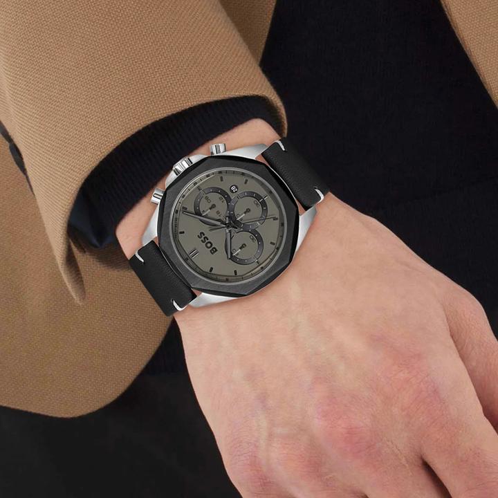 Actual product image BOSS Hugo Cloud (Chronograph, 43 mm)