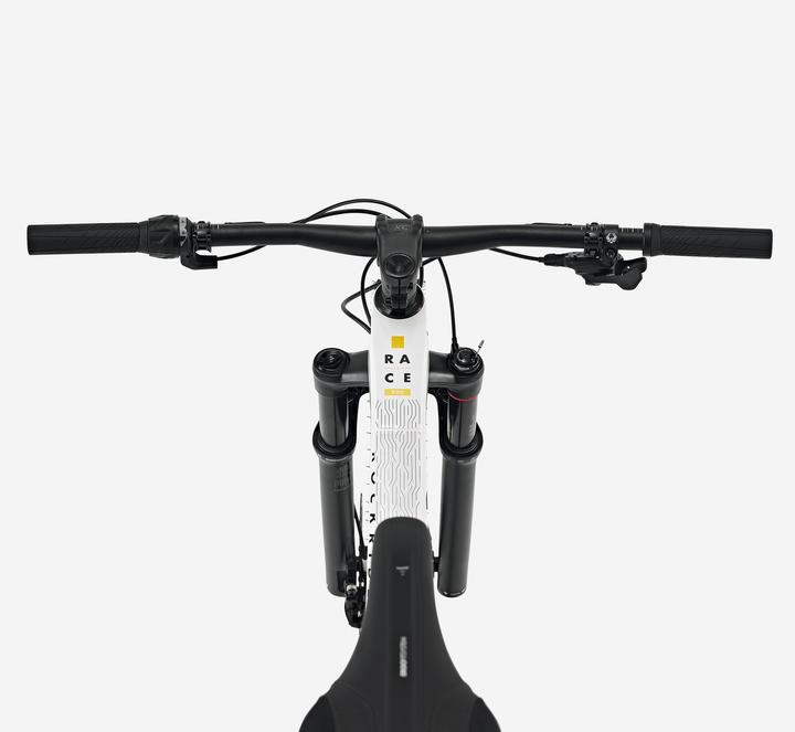 Actual product image Rockrider RACE 900